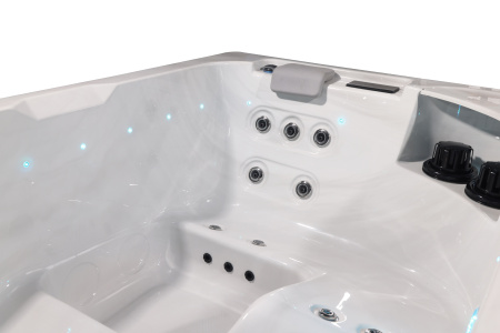 Гидромассажный спа бассейн NordicSpa Magni (Магни) Гидромассажный спа бассейн NordicSpa Magni (Магни)